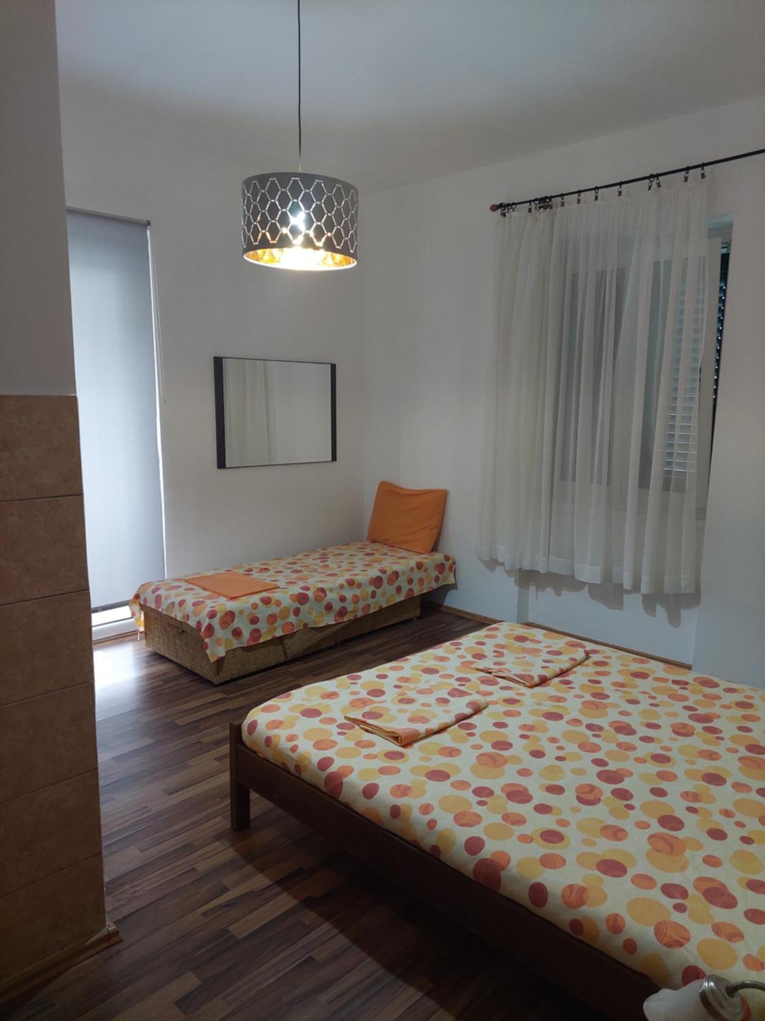 Kjara Apartments Tivat Exteriör bild