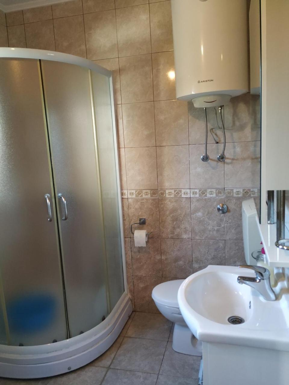 Kjara Apartments Tivat Exteriör bild