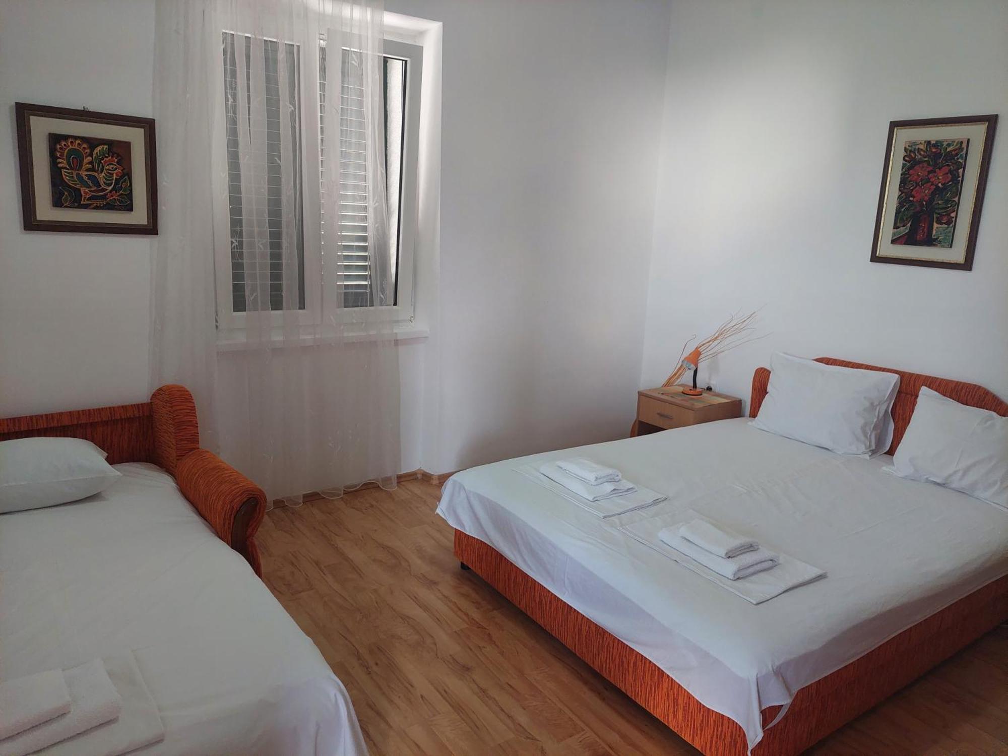 Kjara Apartments Tivat Exteriör bild