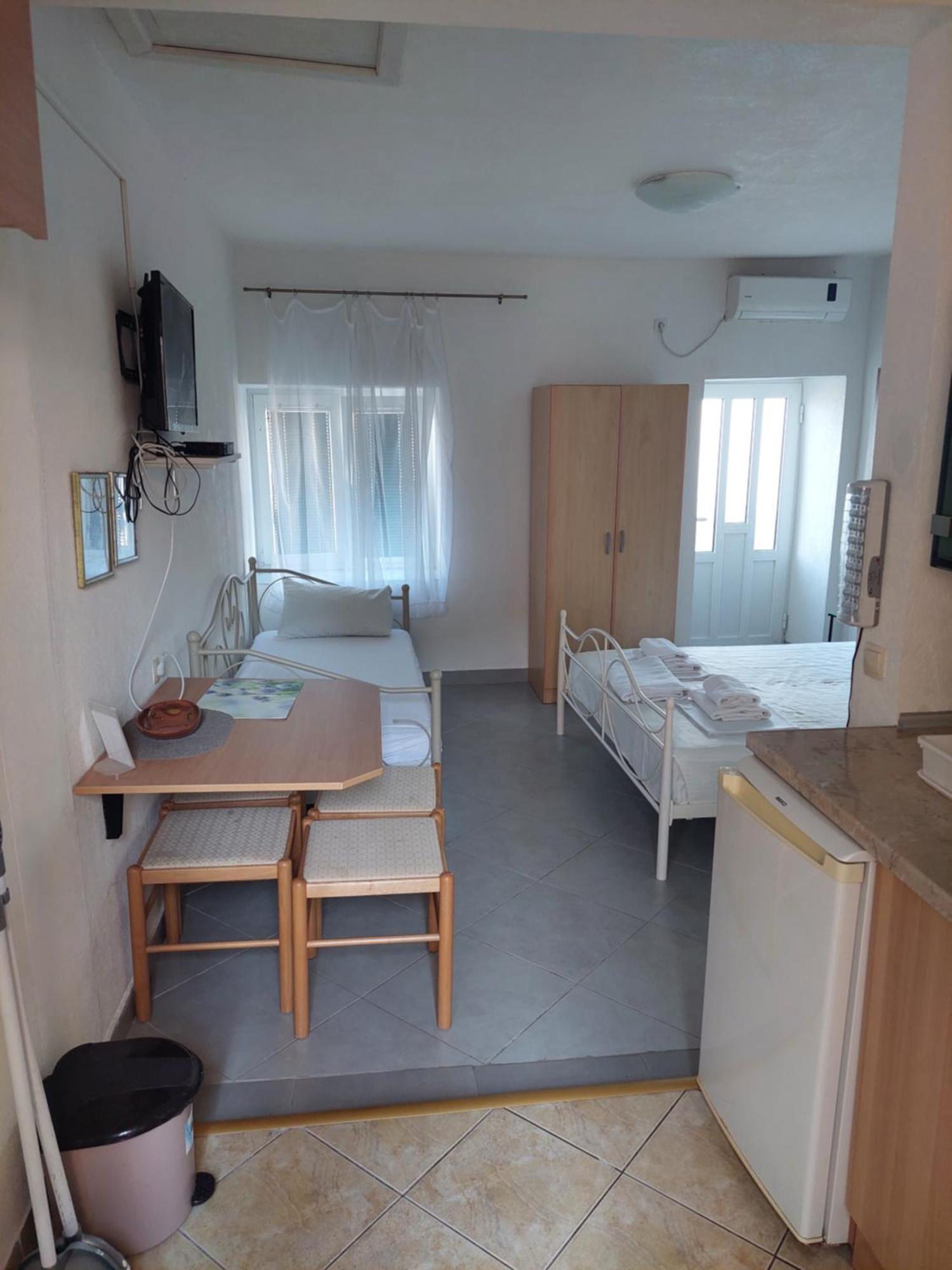Kjara Apartments Tivat Exteriör bild