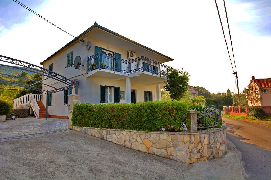 Kjara Apartments Tivat Exteriör bild