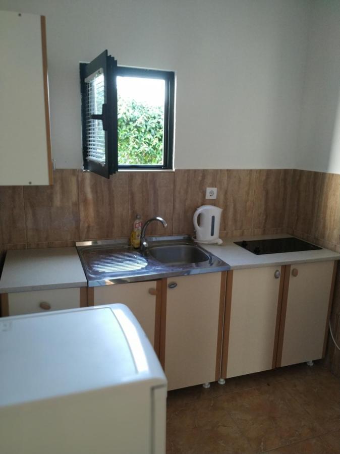 Kjara Apartments Tivat Exteriör bild